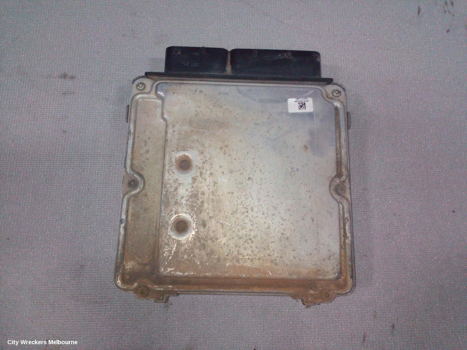 VOLKSWAGEN PASSAT ECU, ENGINE ECU, 2.0, PETROL, BWA CODE, ECU ONLY, 3C/MK6 B6, 03/2006 - 03/2011 - Image 2