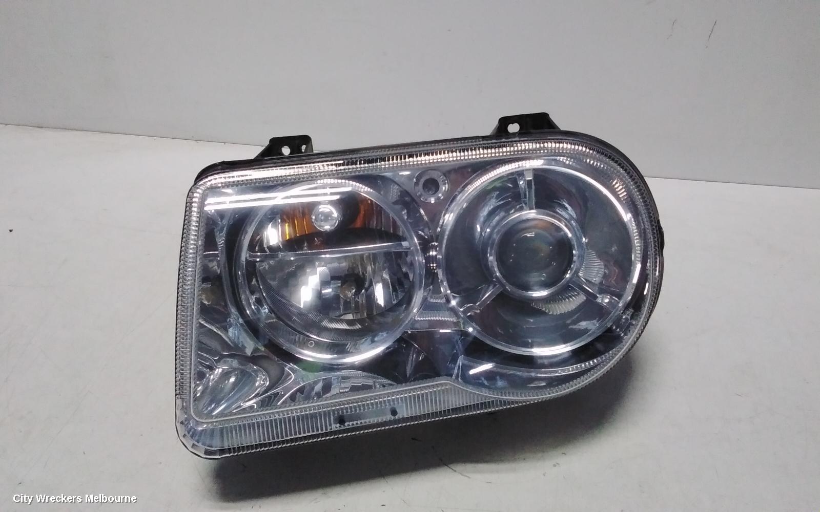 CHRYSLER 300C LEFT HEADLAMP, XENON, 11/2005 - 12/2011 - Image 3