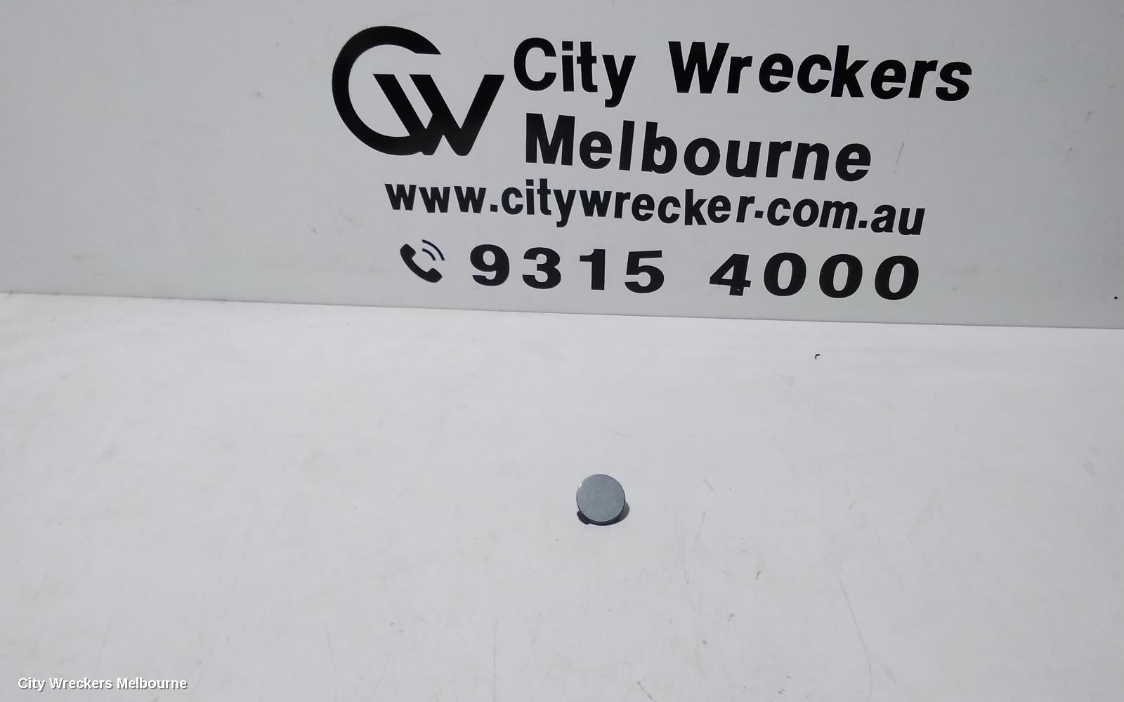 VOLKSWAGEN GOLF, GEN 6, 10/2008 - 12/2015, TOWHOKE COVER GREY : 106073 - Image 1
