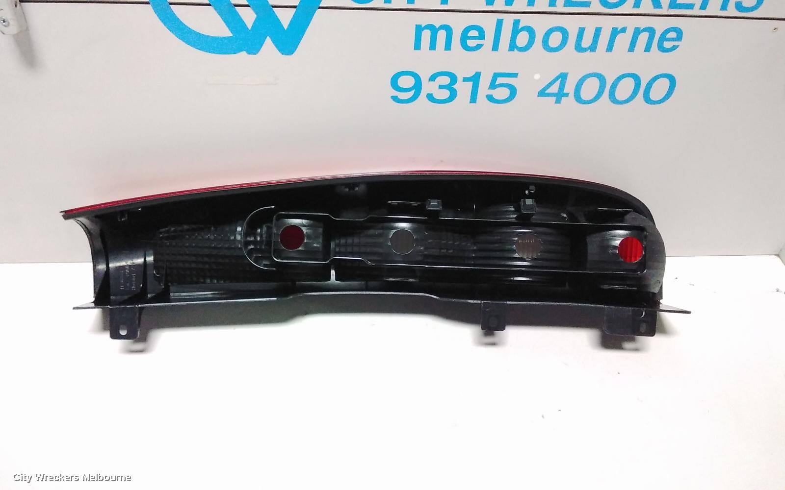 MERCEDES VITO LEFT TAILLIGHT, LOWER TAILGATE/BARN DOOR, 639, 02/2006 - 02/2015 - Image 3