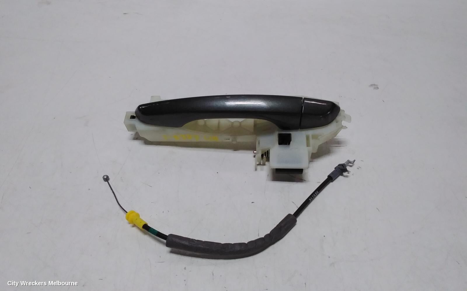 HYUNDAI I30 DOOR HANDLE, OUTER, LH REAR, NON KEYLESS ENTRY TYPE, COLOUR CODED, PD, 03/2017 ONWARDS - Image 1