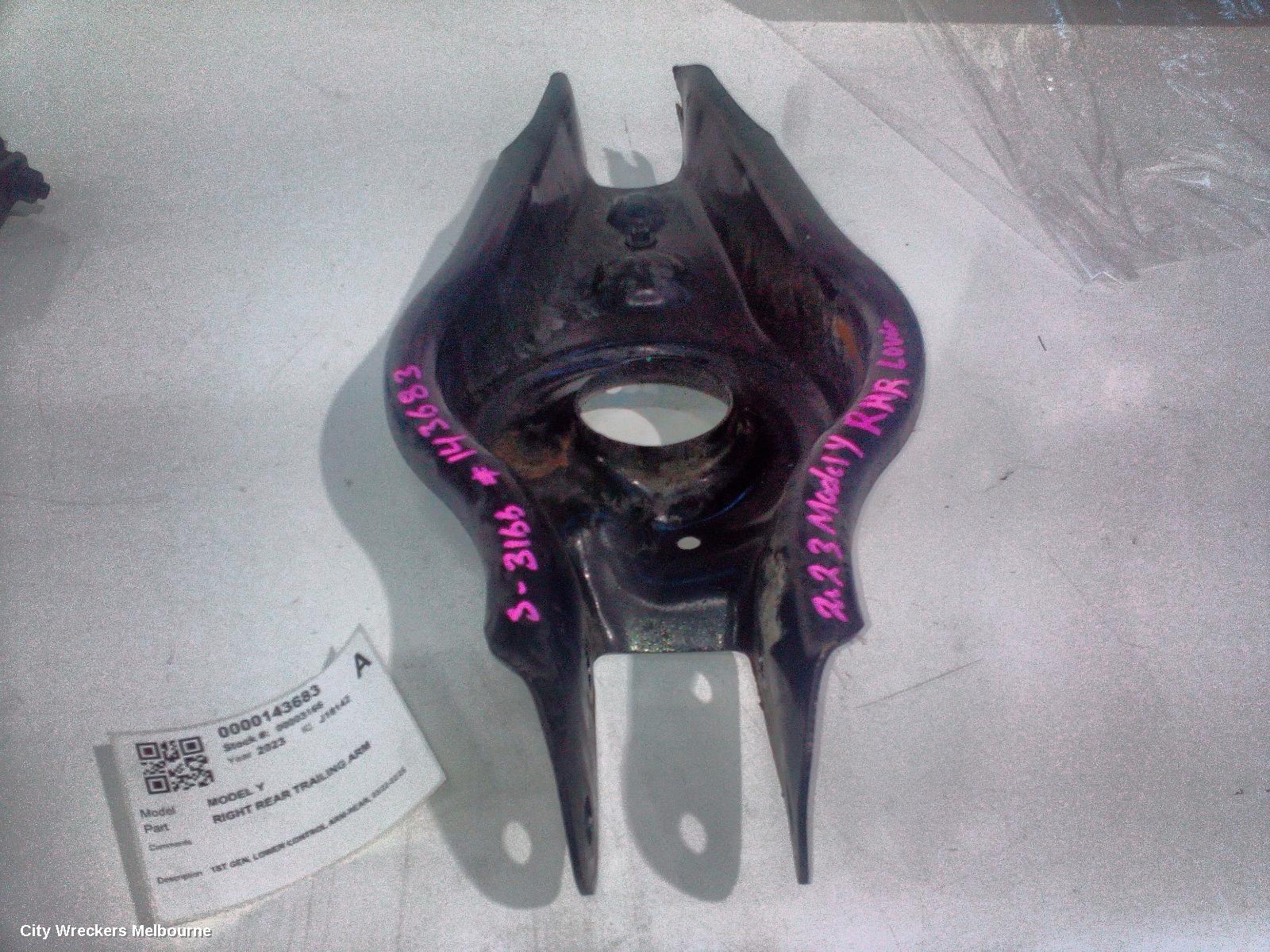 TESLA MODEL Y RIGHT REAR TRAILING ARM, 1ST GEN, LOWER CONTROL ARM-REAR, 03/2022 - 02/2025 - Image 1