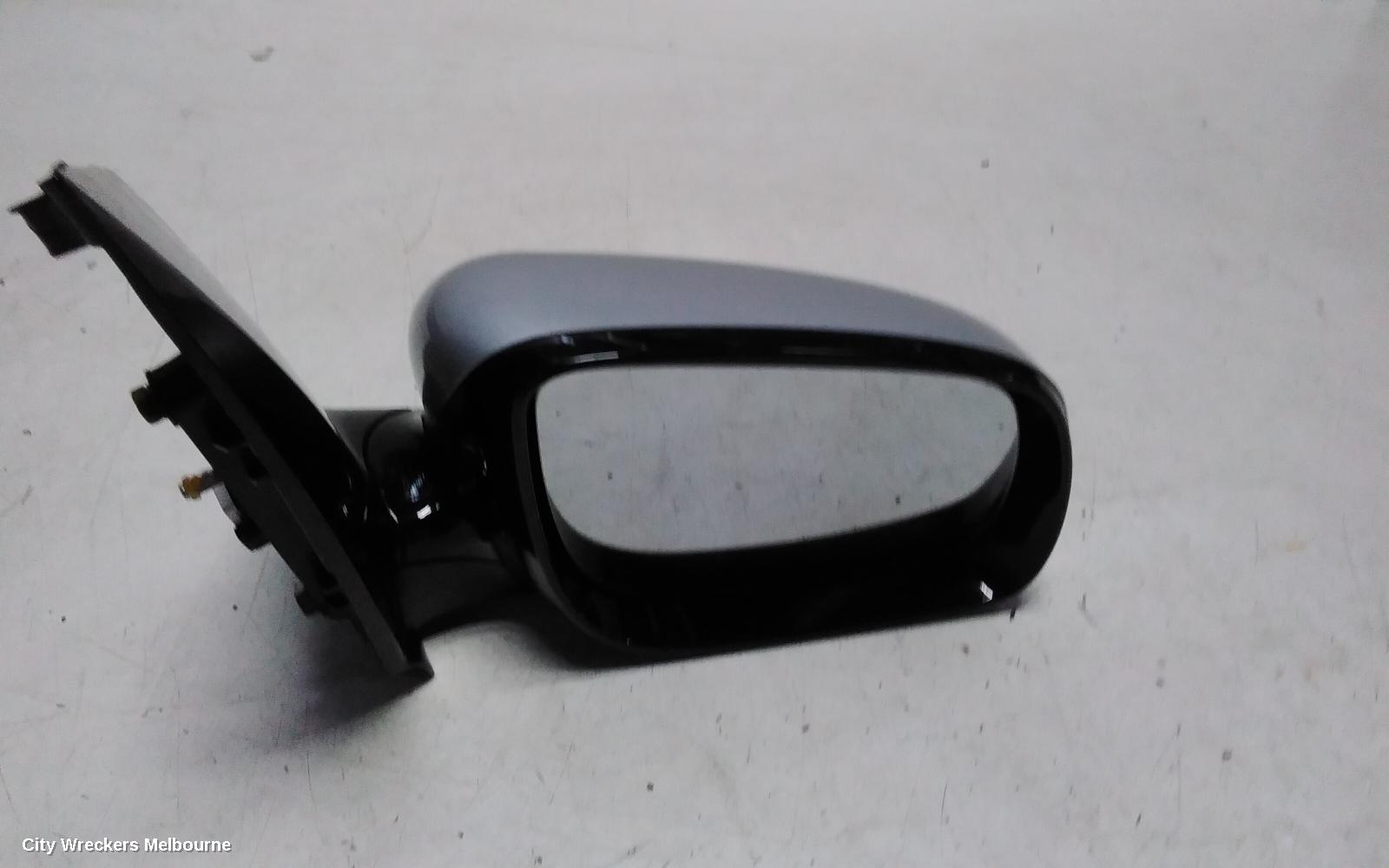 KIA CARNIVAL/GRAND CARNIVAL RIGHT DOOR MIRROR, YP, POWER FOLD, NON BLIND SPOT, NON CAMERA TYPE, 12/2014 - 10/2020 - Image 2