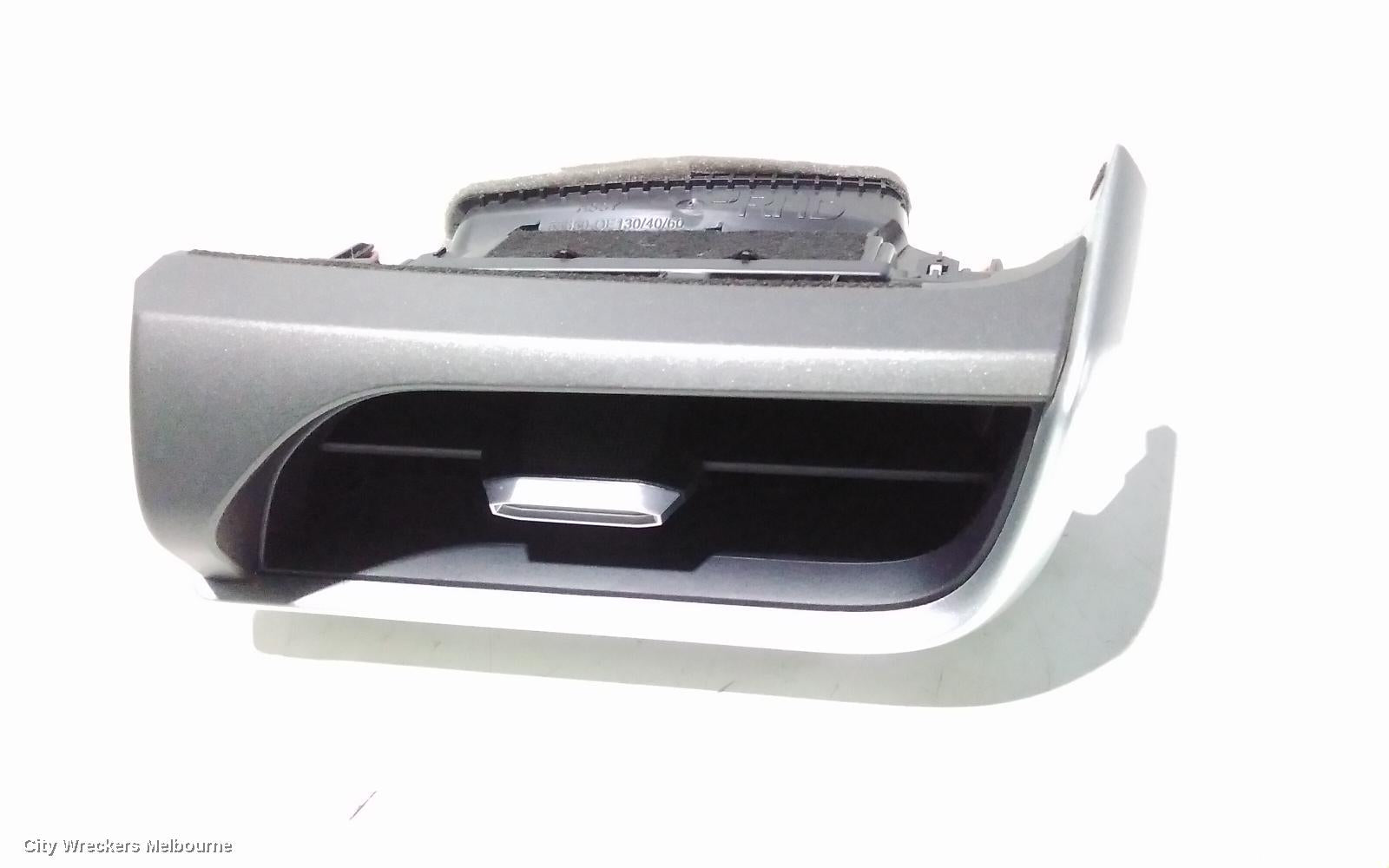 TOYOTA KLUGER, XU70 SERIES, 03/2021 ONWARDS, RH AIRVENT: 105556 - Image 2