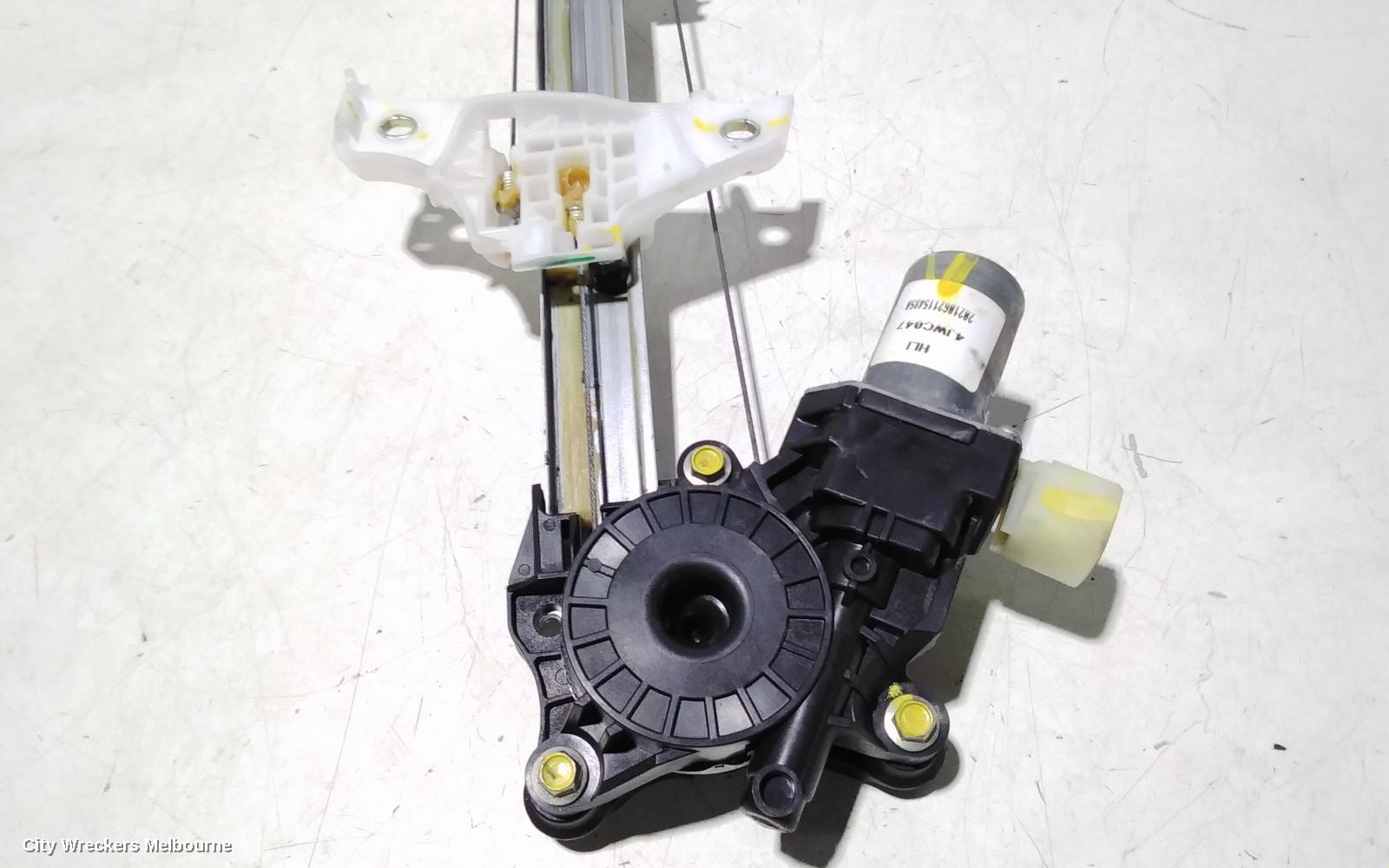 SUZUKI BALENO RIGHT FRONT WINDOW REG/MOTOR, EW, DOOR REG ASSY (REG AND MOTOR), 6 PIN TYPE, 04/2016 - 12/2022 - Image 2