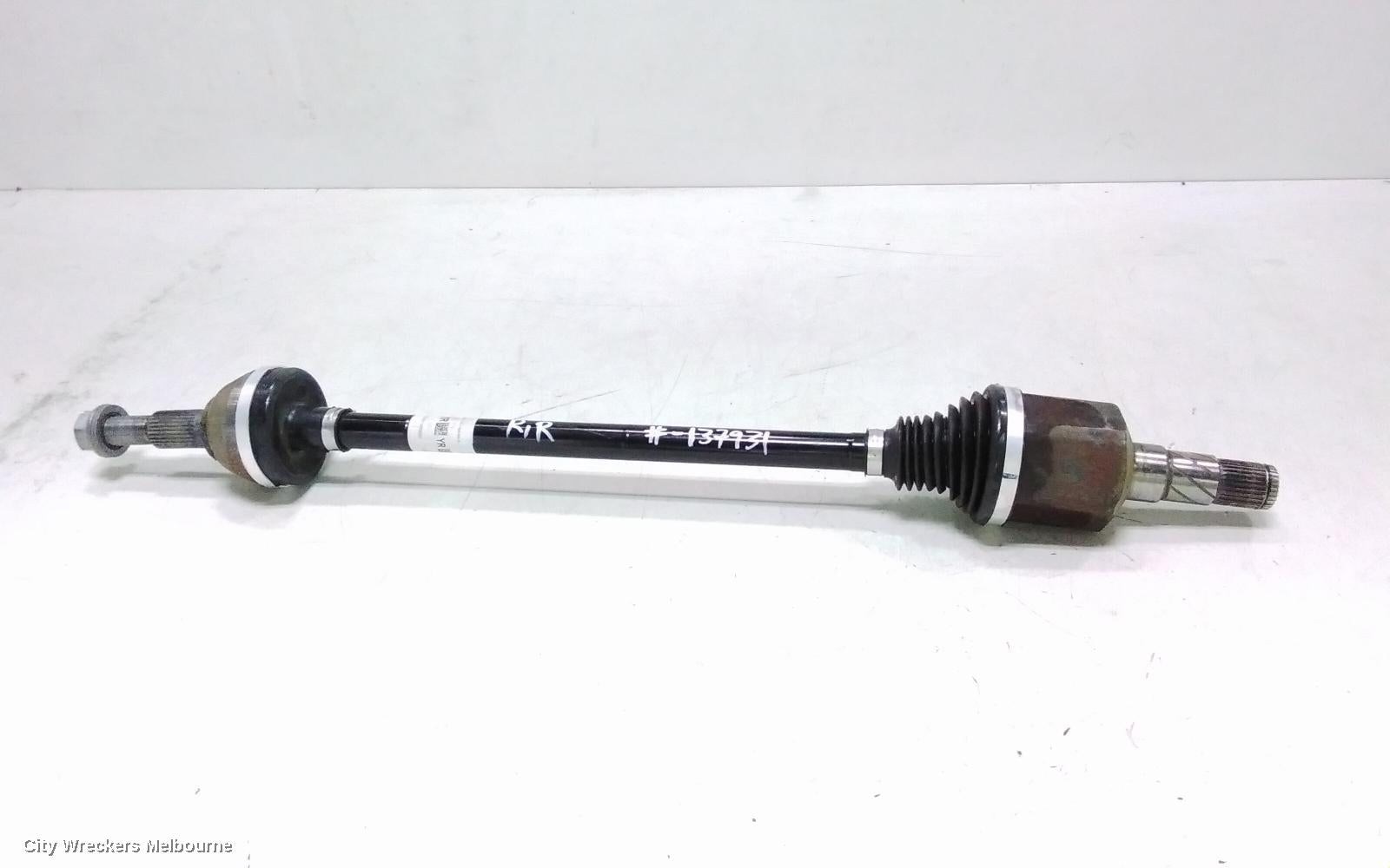TESLA MODEL Y RIGHT DRIVESHAFT, 1ST GEN, 03/2022 ONWARDS - Image 2