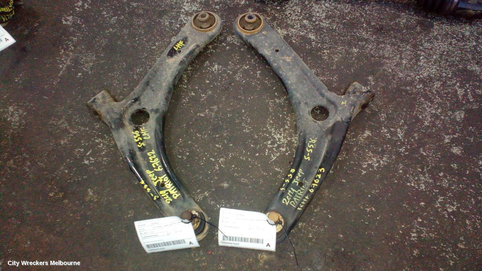JEEP PATRIOT RIGHT FRONT LOWER CONTROL ARM, MK, 08/2007 - 12/2016 - Image 2