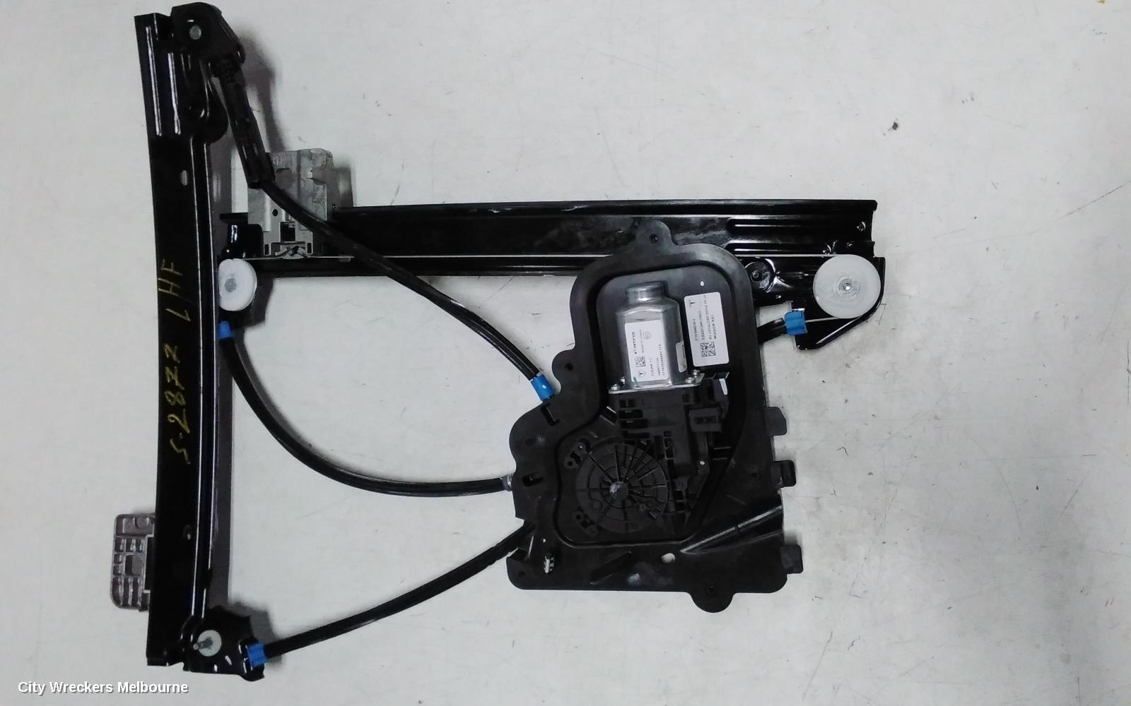 TESLA MODEL 3 LEFT FRONT WINDOW REG/MOTOR, 1ST GEN, 06/2019 ONWARDS - Image 1