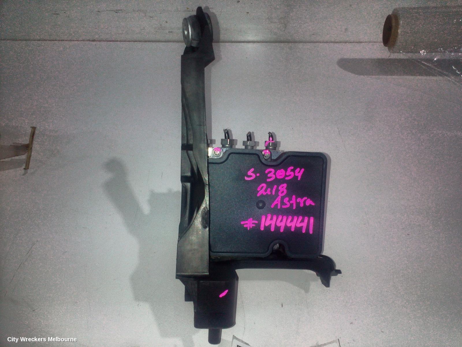 HOLDEN ASTRA ABS PUMP/MODULATOR, BK-BL, 09/2016 - 12/2020 - Image 1