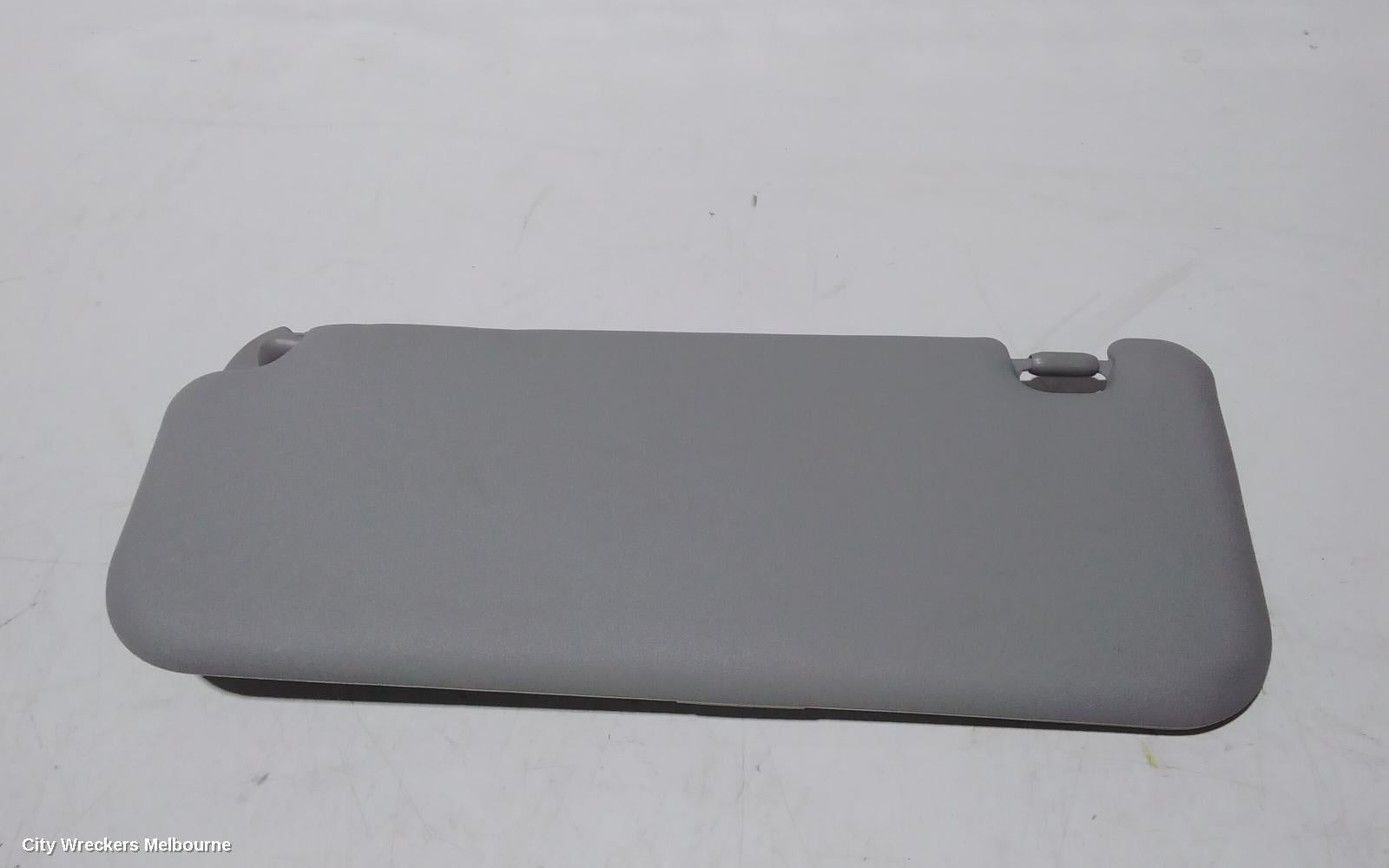TOYOTA HILUX SUNVISOR, RH SIDE, 09/2015 ONWARDS - Image 2