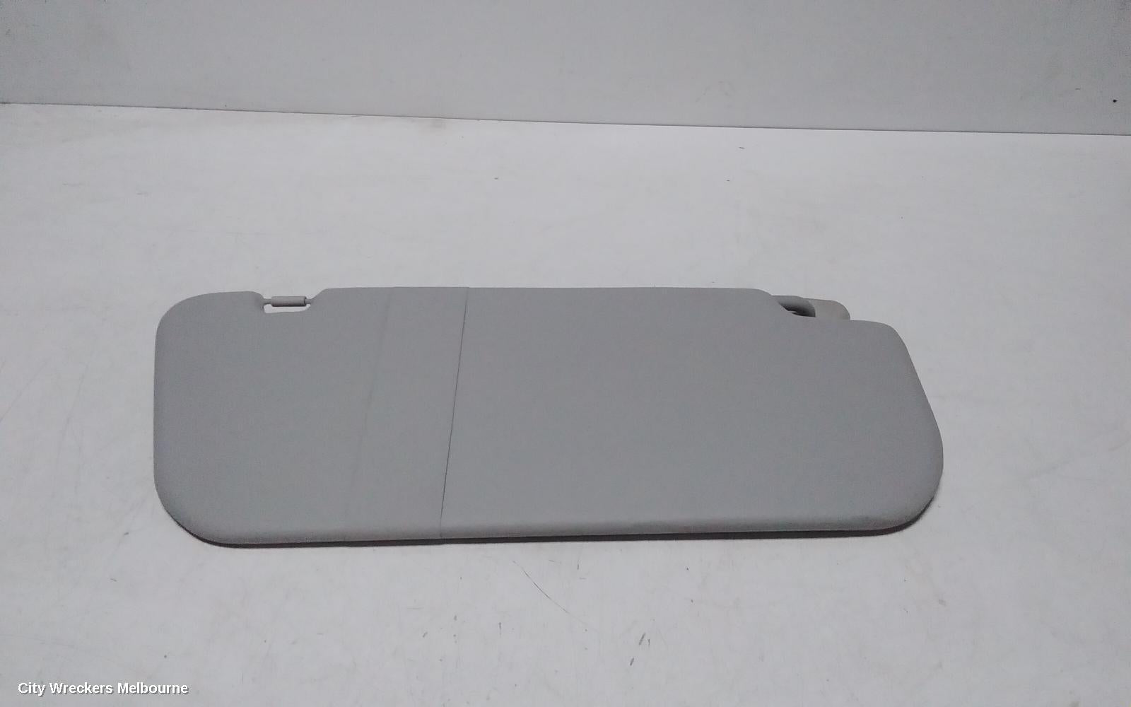 LDV DELIVER 9 SUNVISOR, RH SIDE, 07/2020 ONWARDS - Image 1