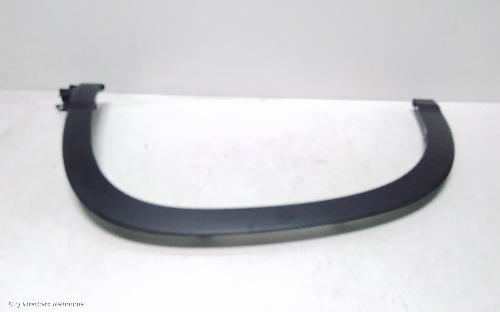 TOYOTA KLUGER WHEEL ARCH FLARE, LH FRONT, WHEEL ARCH MOULD, GSU50-GSU55, 12/2013 - 02/2021 - Image 1