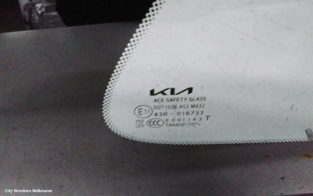 KIA CARNIVAL/GRAND CARNIVAL RIGHT REAR SIDE GLASS, KA4, W/ PRIVACY TINT TYPE, 10/2020 ONWARDS - Image 3