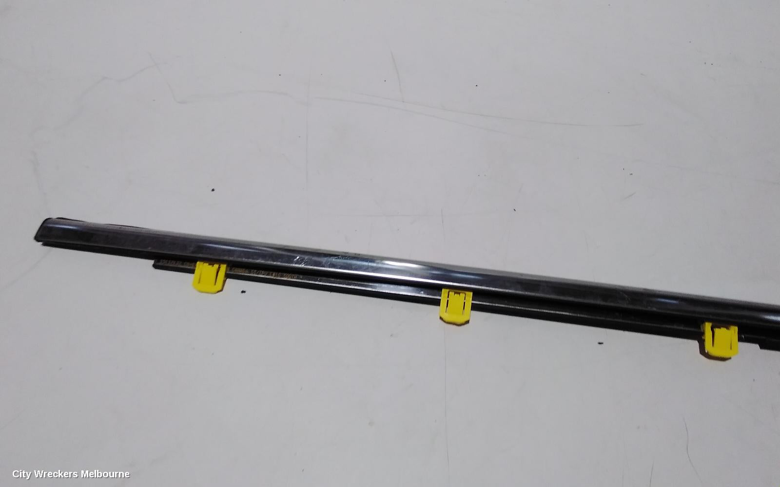 HONDA CRV DOOR MOULD, CHROME MOULD LHR: 91189, LH REAR, CHROME INSERT TYPE, RW, 05/2017 ONWARDS - Image 3