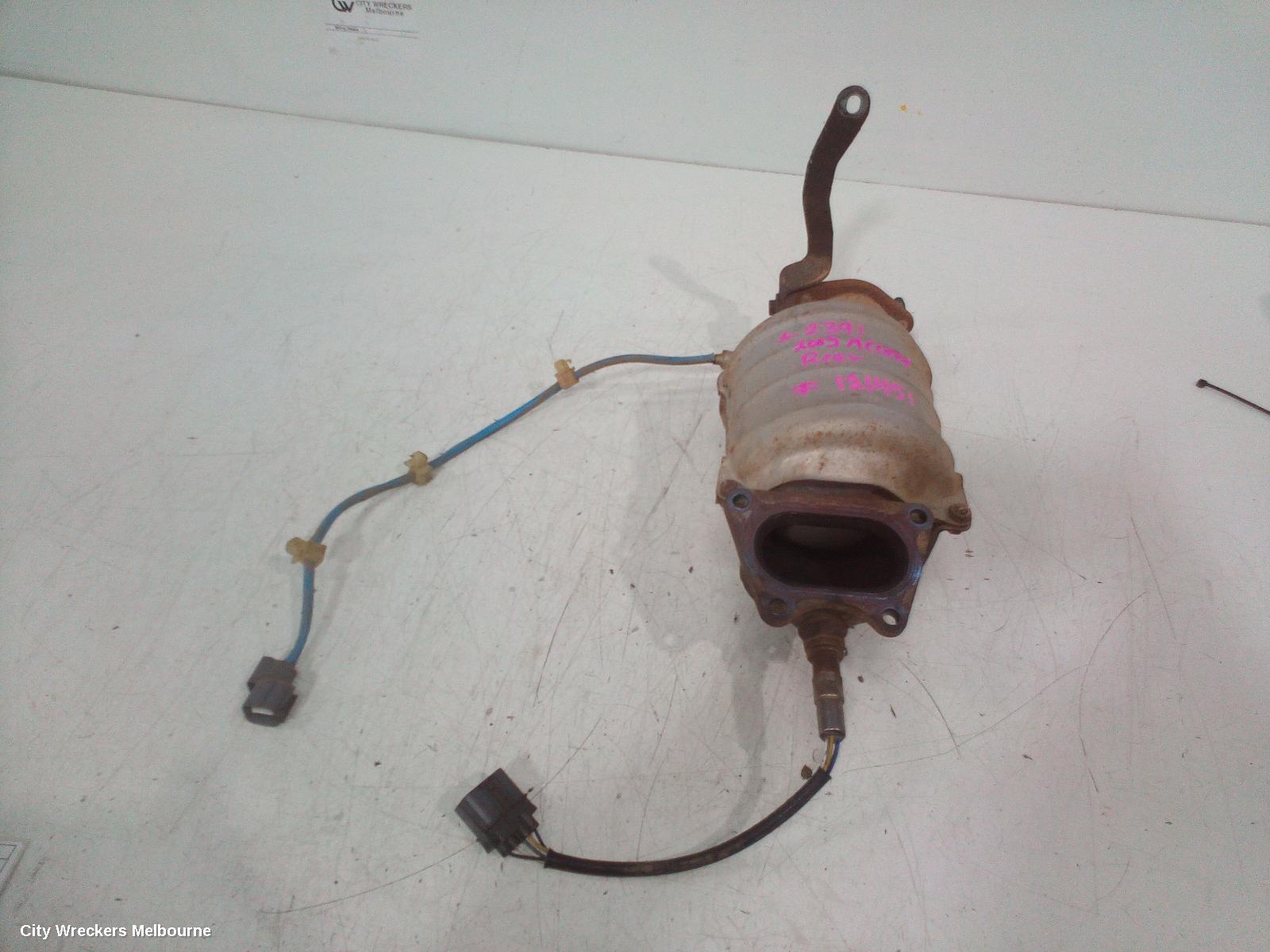 HONDA ACCORD CATALYTIC CONVERTER, MANIFOLD-CAT TYPE, 3.0, J30A4, PETROL, REAR, 7TH GEN, CM (VIN MRHCM), 09/2003 - 10/2007 - Image 2