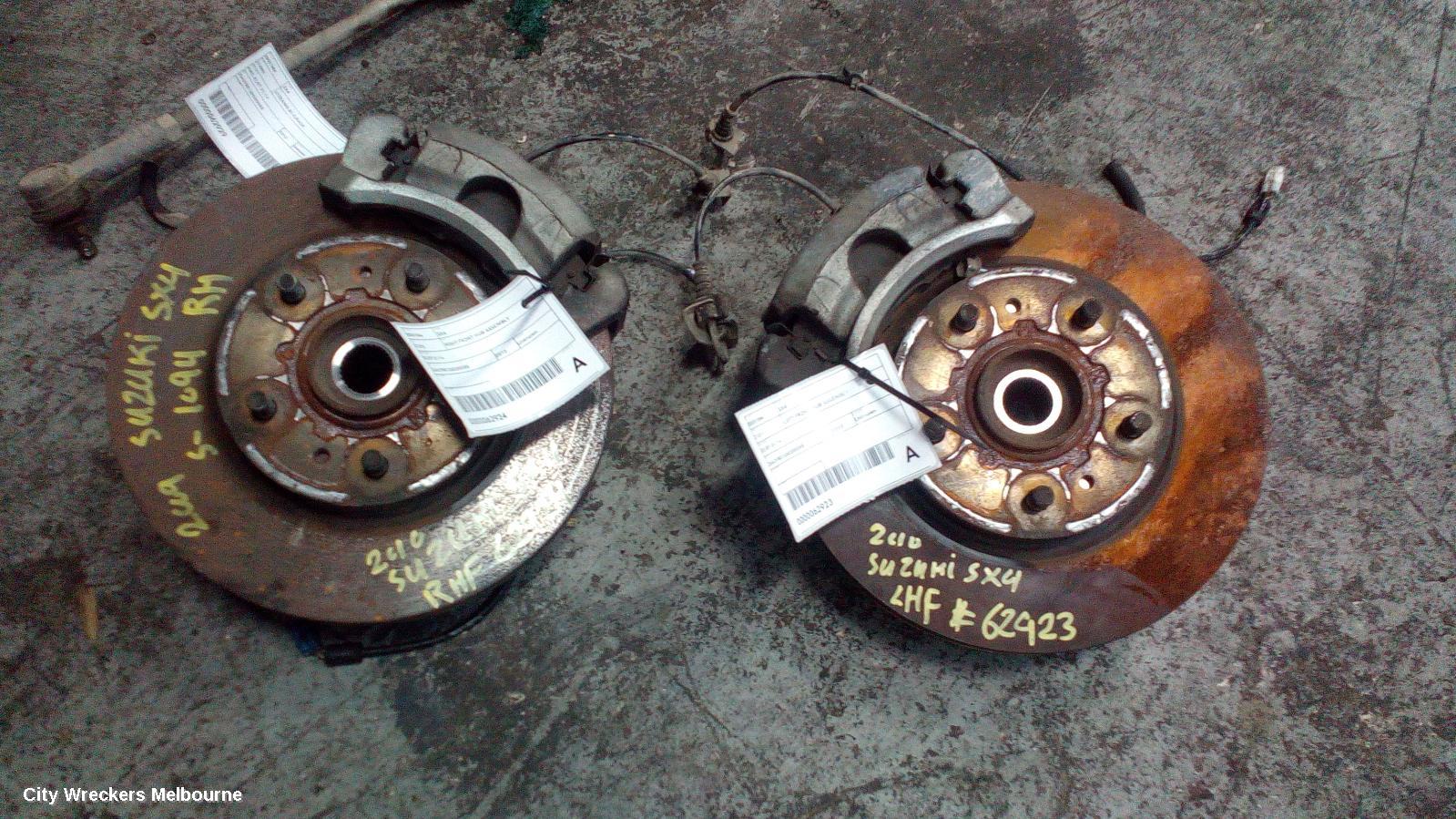 SUZUKI SX4 LEFT FRONT HUB ASSEMBLY, 01/2007 - 01/2014 - Image 2