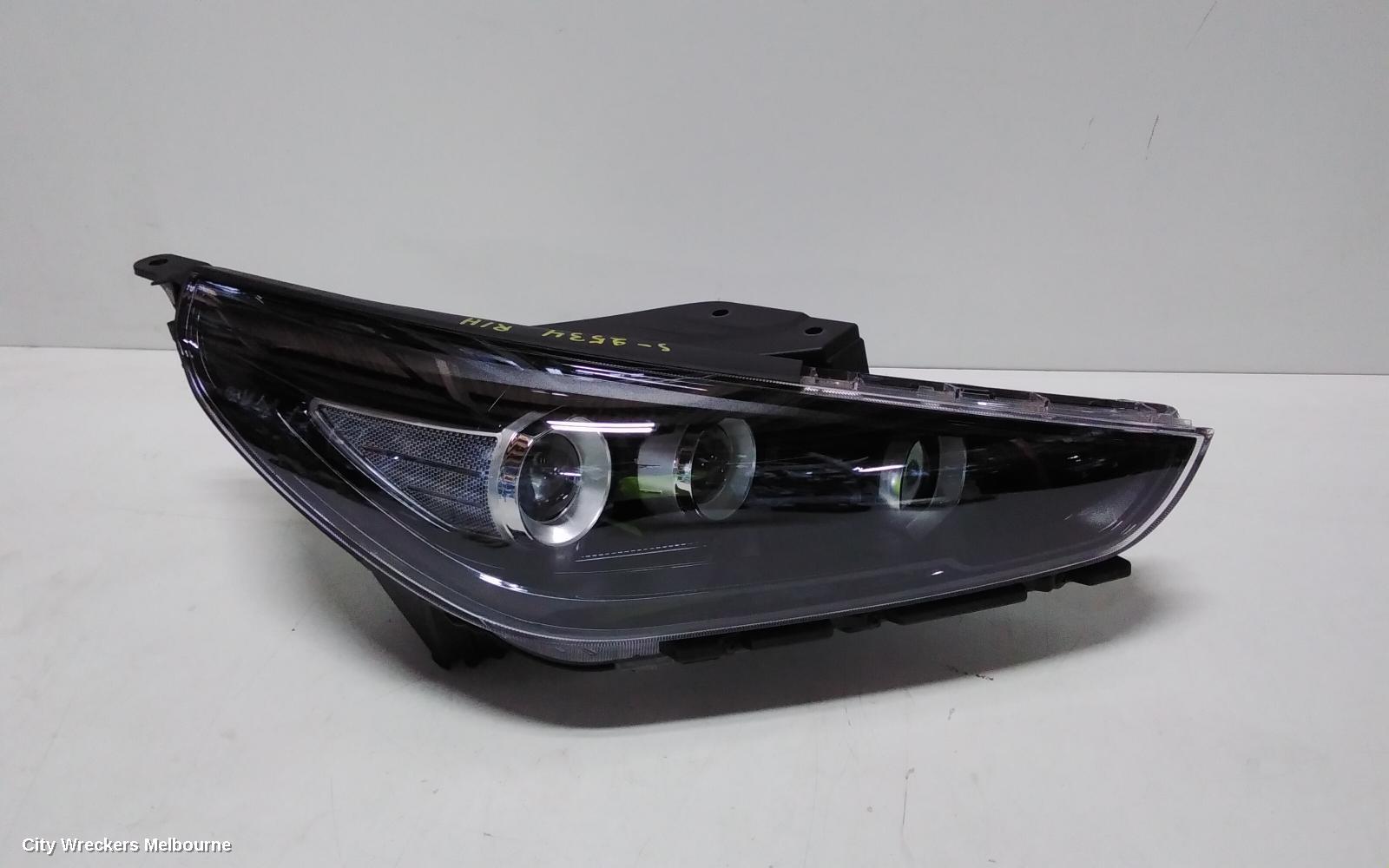 HYUNDAI I30 RIGHT HEADLAMP, PD, HATCH (S. KOREA VIN KMHH), N LINE/N LINE PREMIUM, LED TYPE, 10/2018 ONWARDS - Image 1