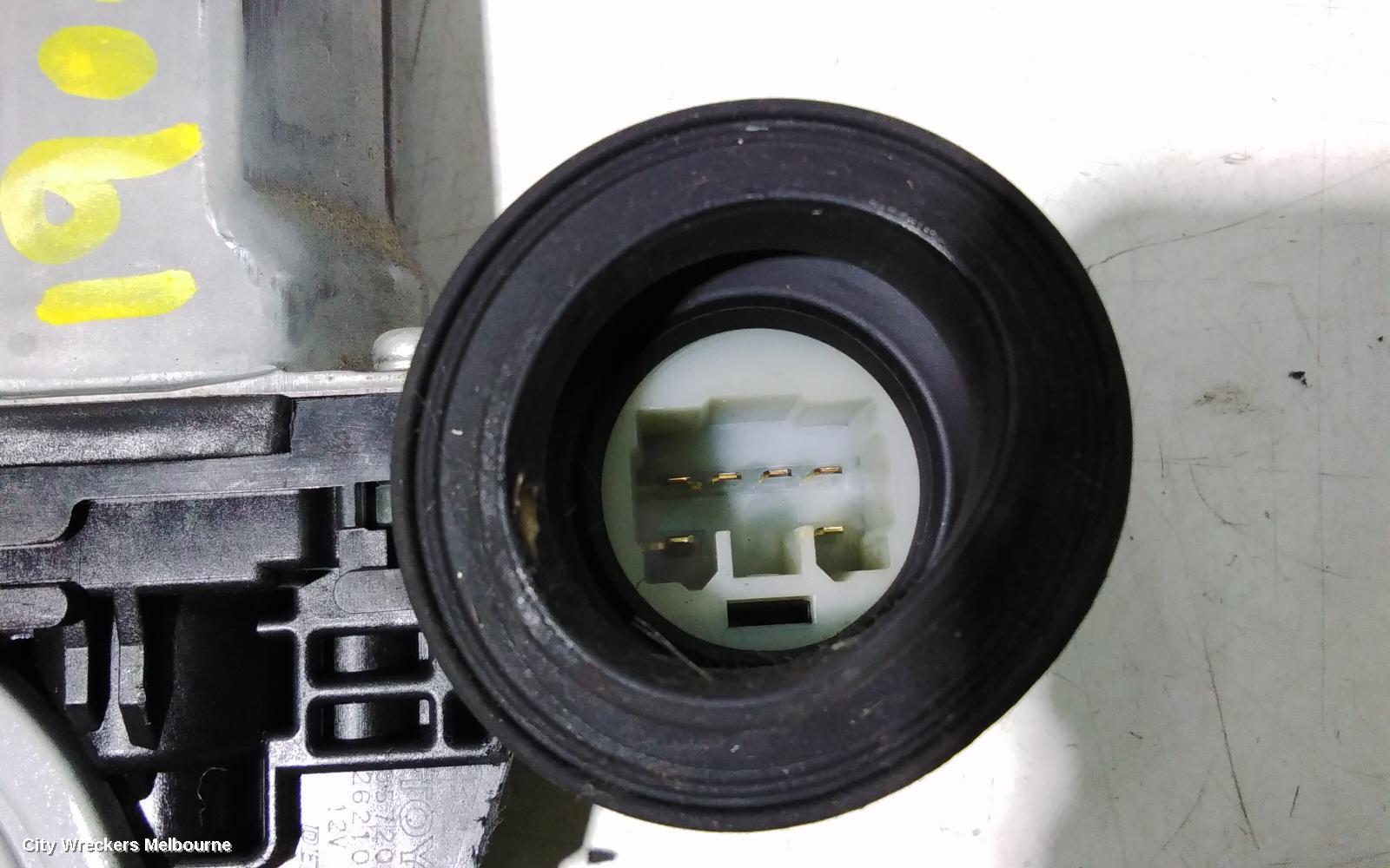 TOYOTA YARIS LEFT FRONT WINDOW REG/MOTOR, NCP9#, 3DR/5DR HATCH, 10/2005 - 07/2011 - Image 2