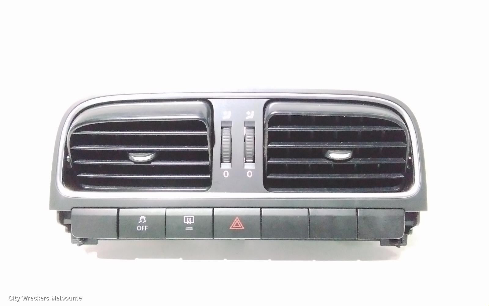 VOLKSWAGEN POLO, 6R, 05/2010 - 09/2017, CENTER AIRVENT: 87740 - Image 1