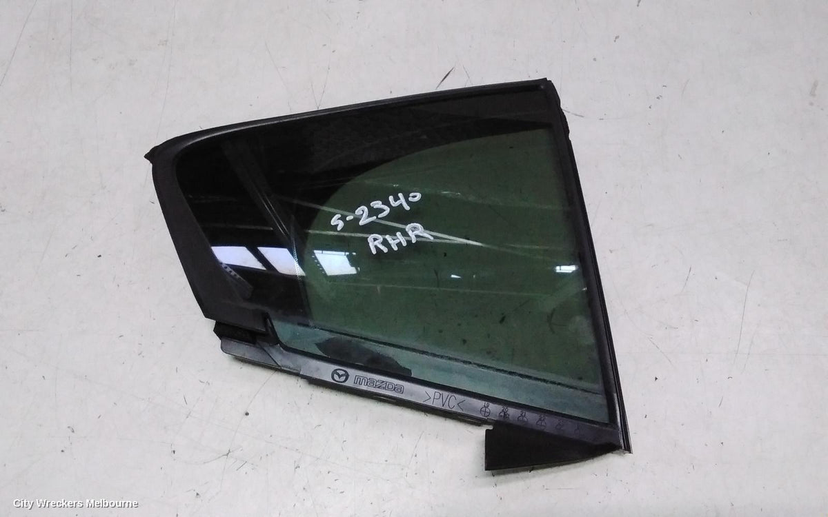 MAZDA 3 RIGHT REAR 1/4 DOOR GLASS, BP, 03/2019 ONWARDS - Image 2