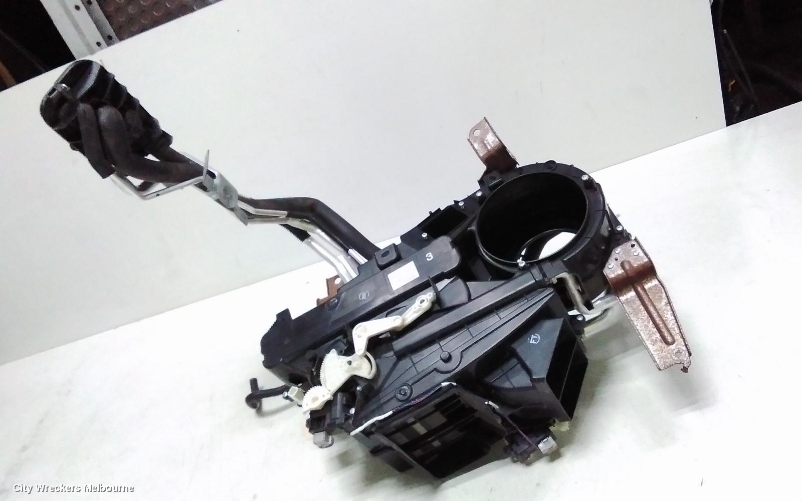 TOYOTA KLUGER HEATER CORE/BOX, XU70 SERIES, FRONT, 03/2021 ONWARDS - Image 2