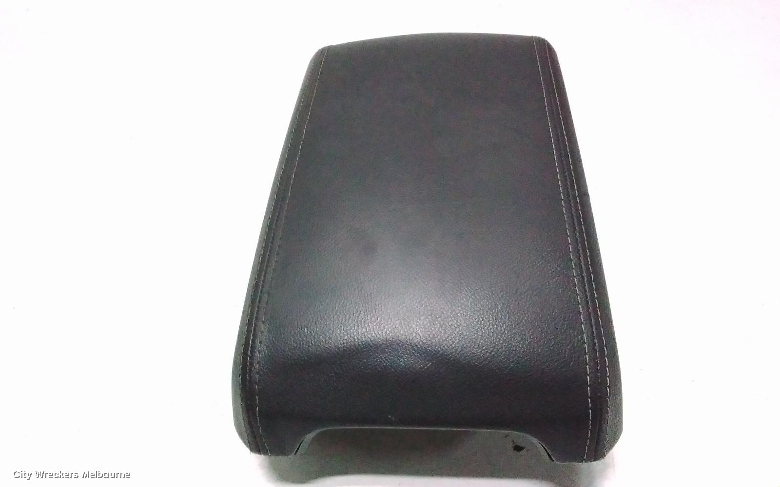 HOLDEN COLORADO CONSOLE, RG, DUAL/EXTRA CAB, AUTO T/M TYPE, CENTRE CONSOLE, 06/2012 - 12/2020 - Image 3
