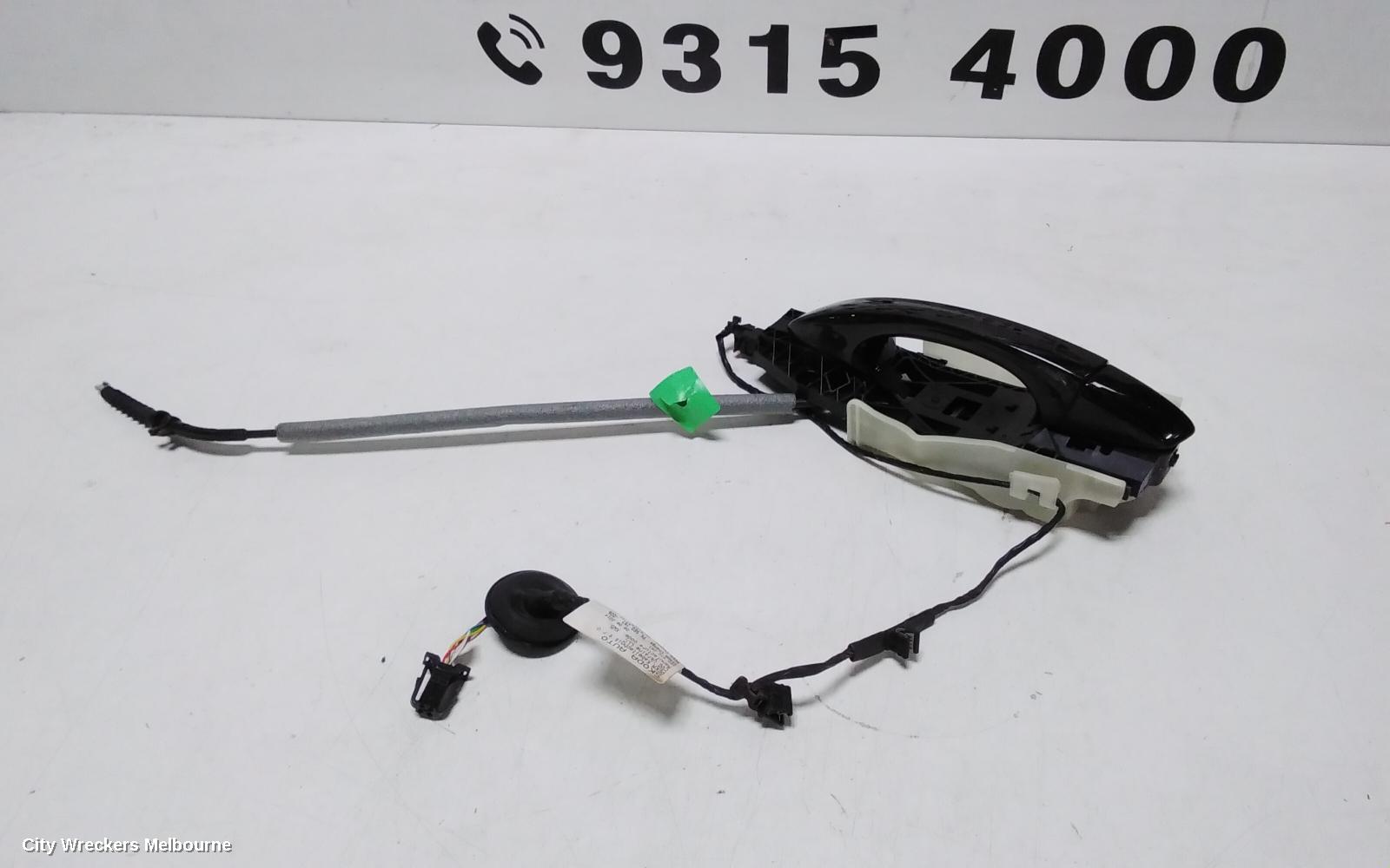 SKODA OCTAVIA DOOR HANDLE, NE, 09/2013 - 09/2020 - Image 3