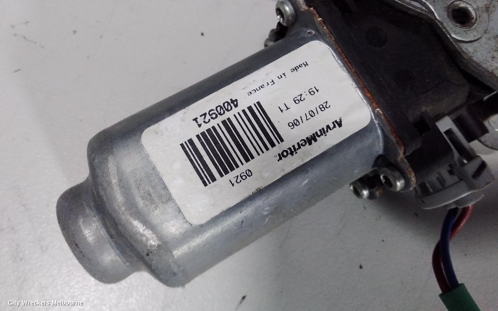 FORD FALCON LEFT FRONT WINDOW REG/MOTOR, BA-BF, POWER, 10/2002 - 09/2010 - Image 2