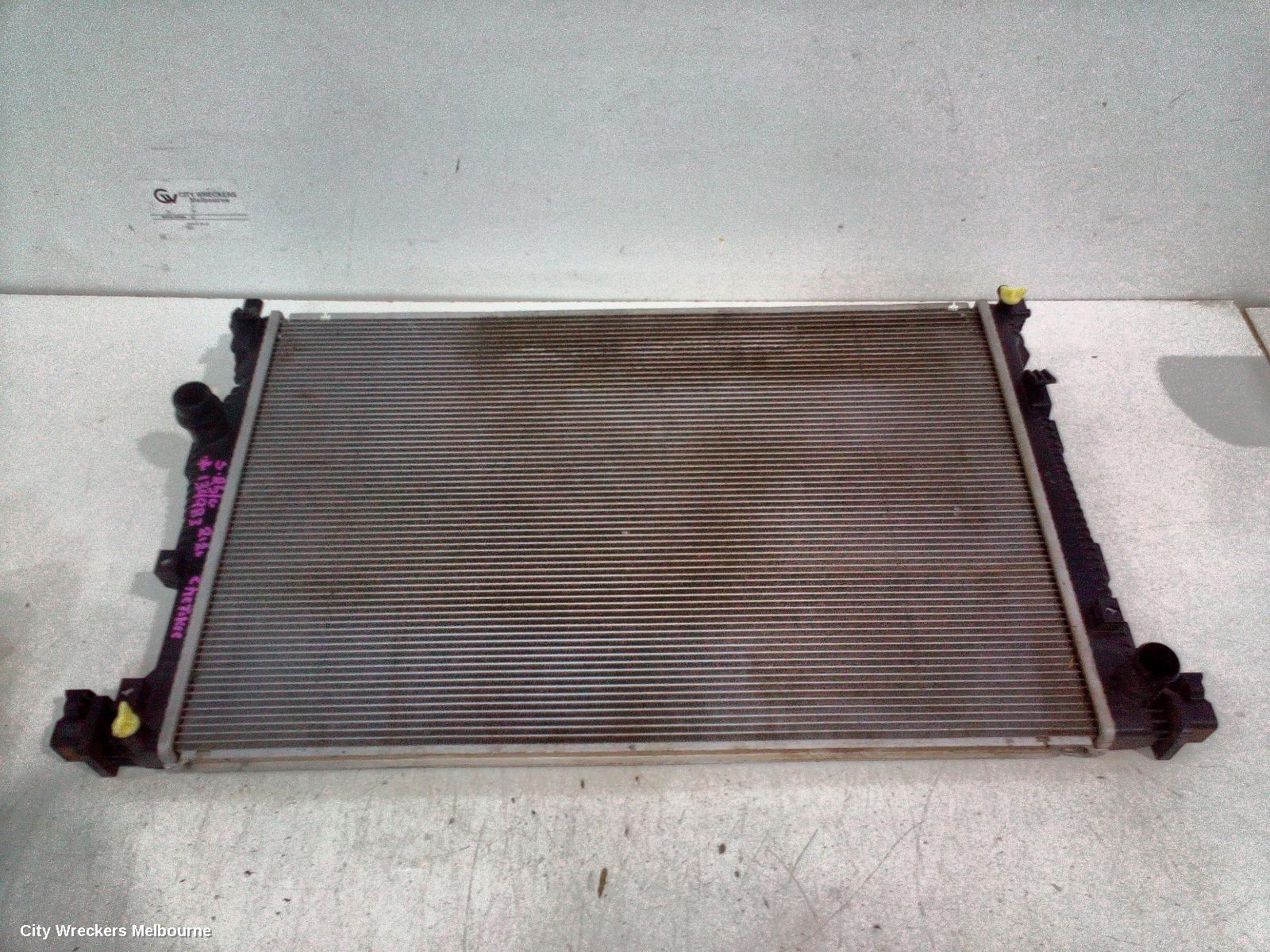 JEEP CHEROKEE RADIATOR, AUTO, 3.2, PETROL, DUAL FAN TYPE, KL, 04/2018 - 11/2022 - Image 2