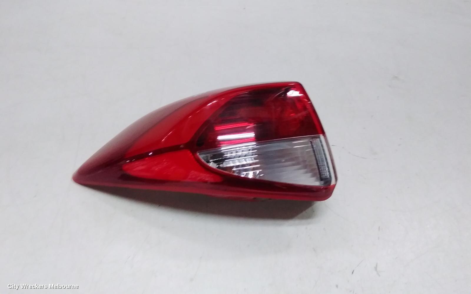 HYUNDAI TUCSON LEFT TAILLIGHT, IN BODY, TL, KOREAN BUILT (VIN KMHJ), NON LED TYPE, 07/2015 - 06/2018 - Image 1