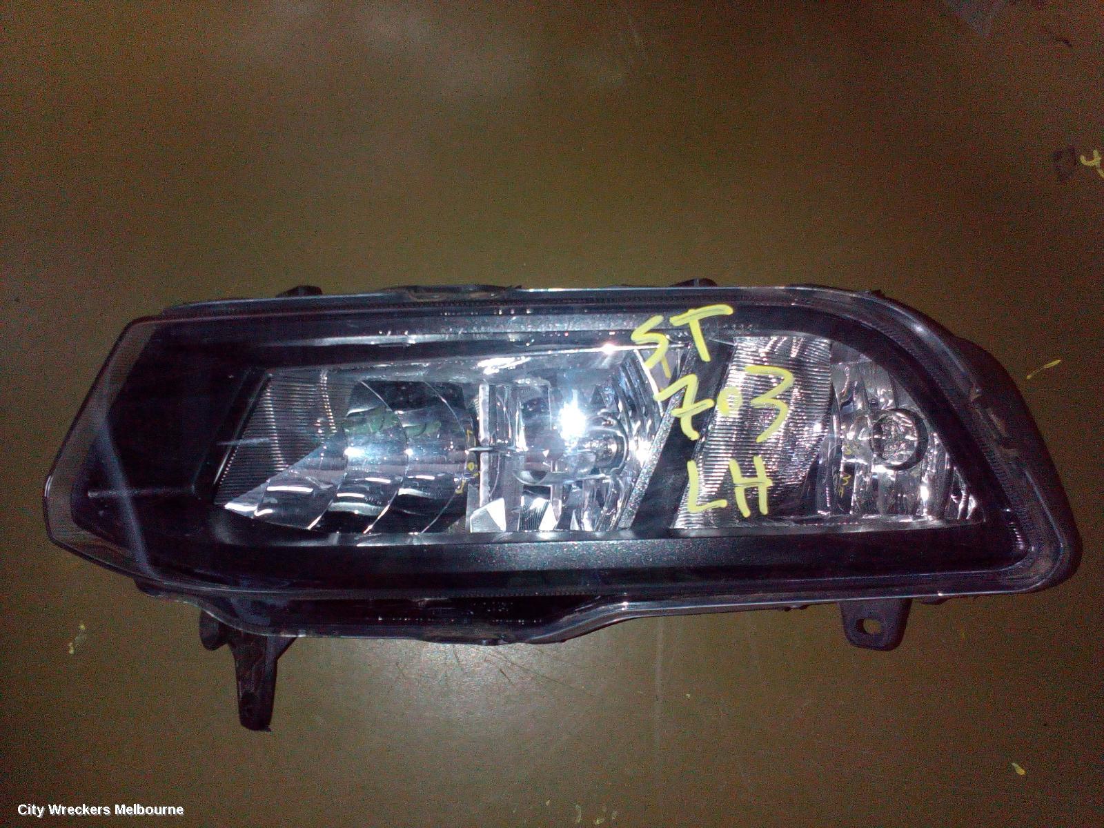 VOLKSWAGEN POLO LEFT INDICATOR/FOG/SIDE, BUMPER FOGLAMP, 6R, 05/2014 - 09/2017 - Image 1