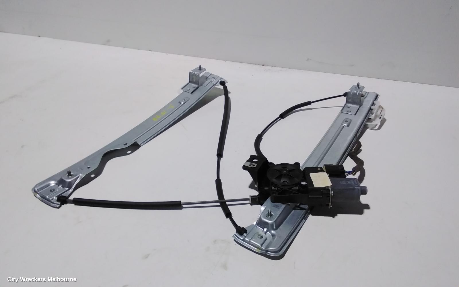 FORD ESCAPE RIGHT FRONT WINDOW REG/MOTOR, ZG, DOOR REG ASSY (REG AND MOTOR), 09/2016 - 05/2020 - Image 2