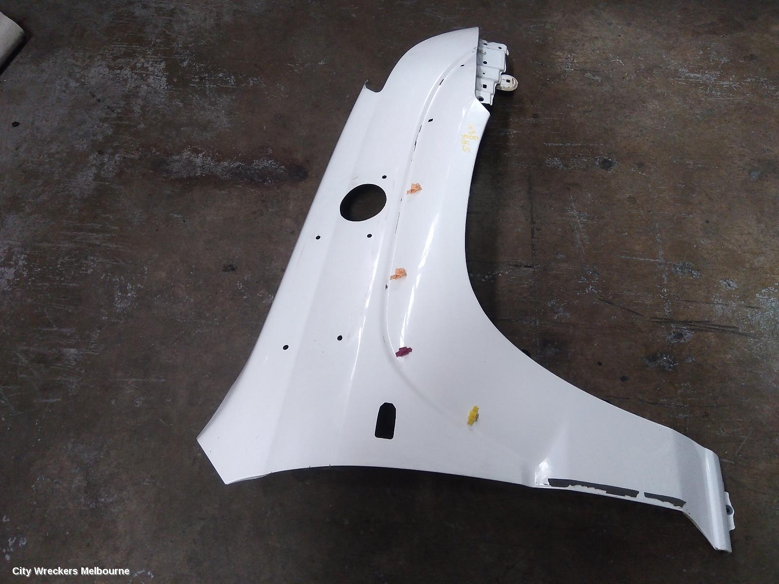 TOYOTA PRADO RIGHT GUARD, 120 SERIES, FLARED, W/ SNORKEL TYPE, 02/2003 - 10/2009 - Image 2