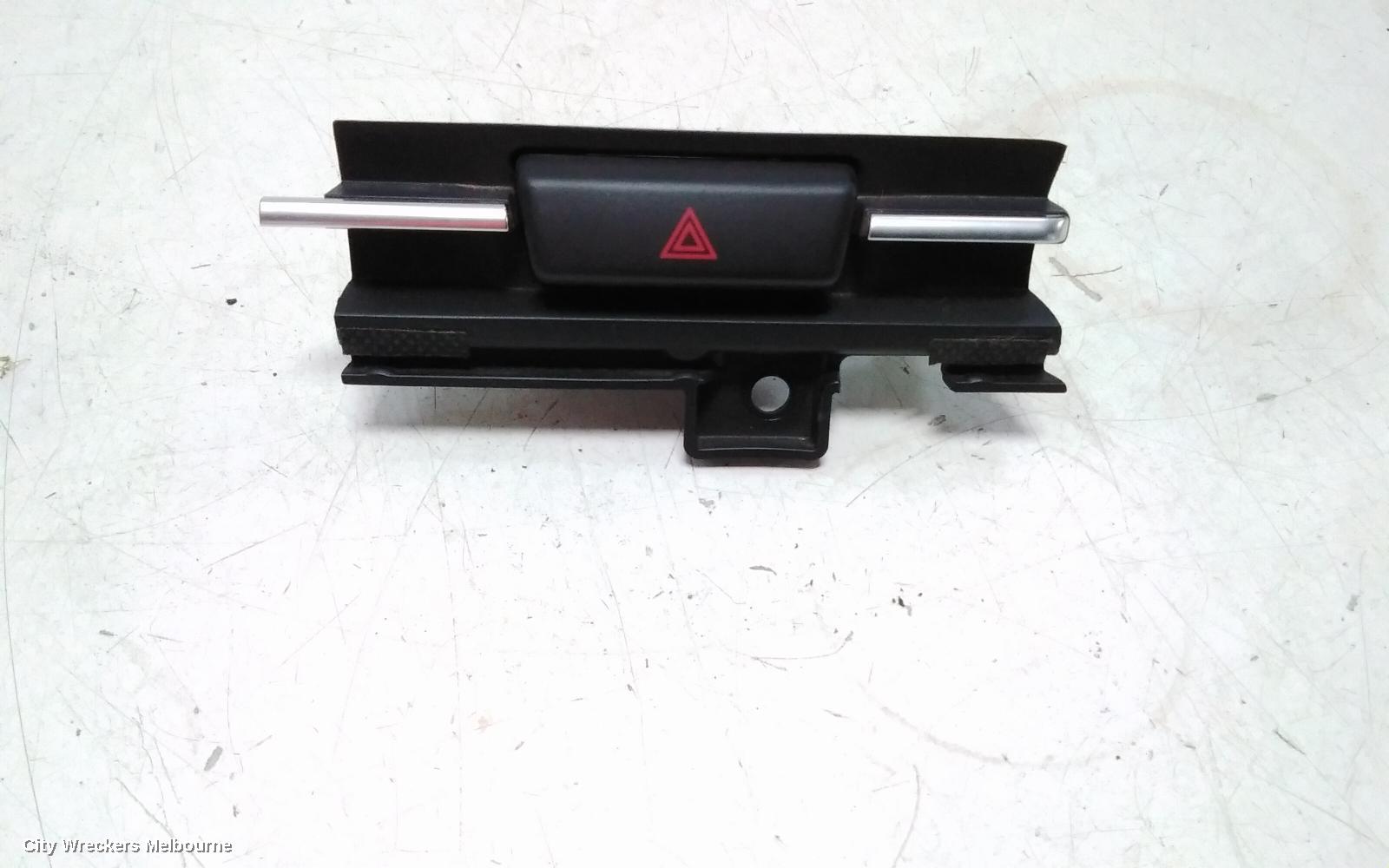 MAZDA 2, DJ/DL, 10/2014 ONWARDS, HAZARD SWITCH: 113484 - Image 1