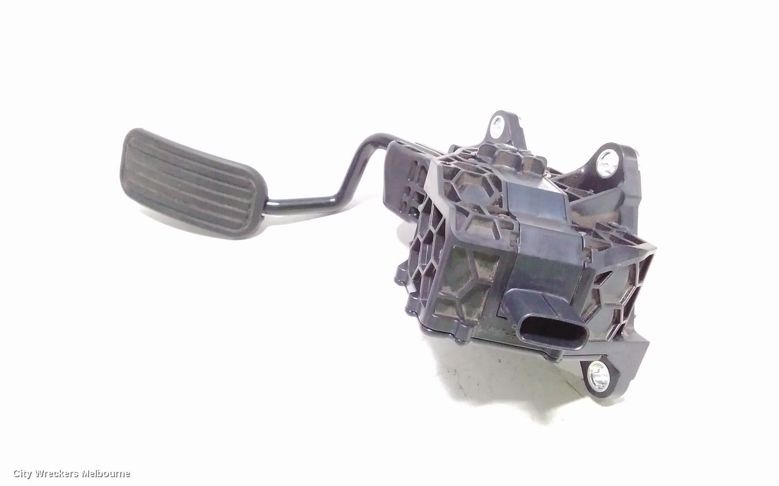 TOYOTA COROLLA PEDAL ASSEMBLY, E210, ACCELERATOR PEDAL, 07/2018 ONWARDS - Image 3