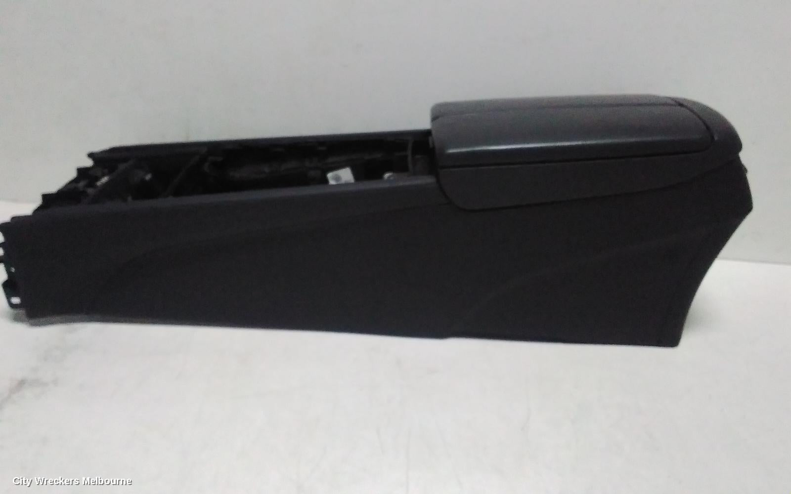 HYUNDAI GENESIS CONSOLE, DH, 11/2014 - 01/2018 - Image 1