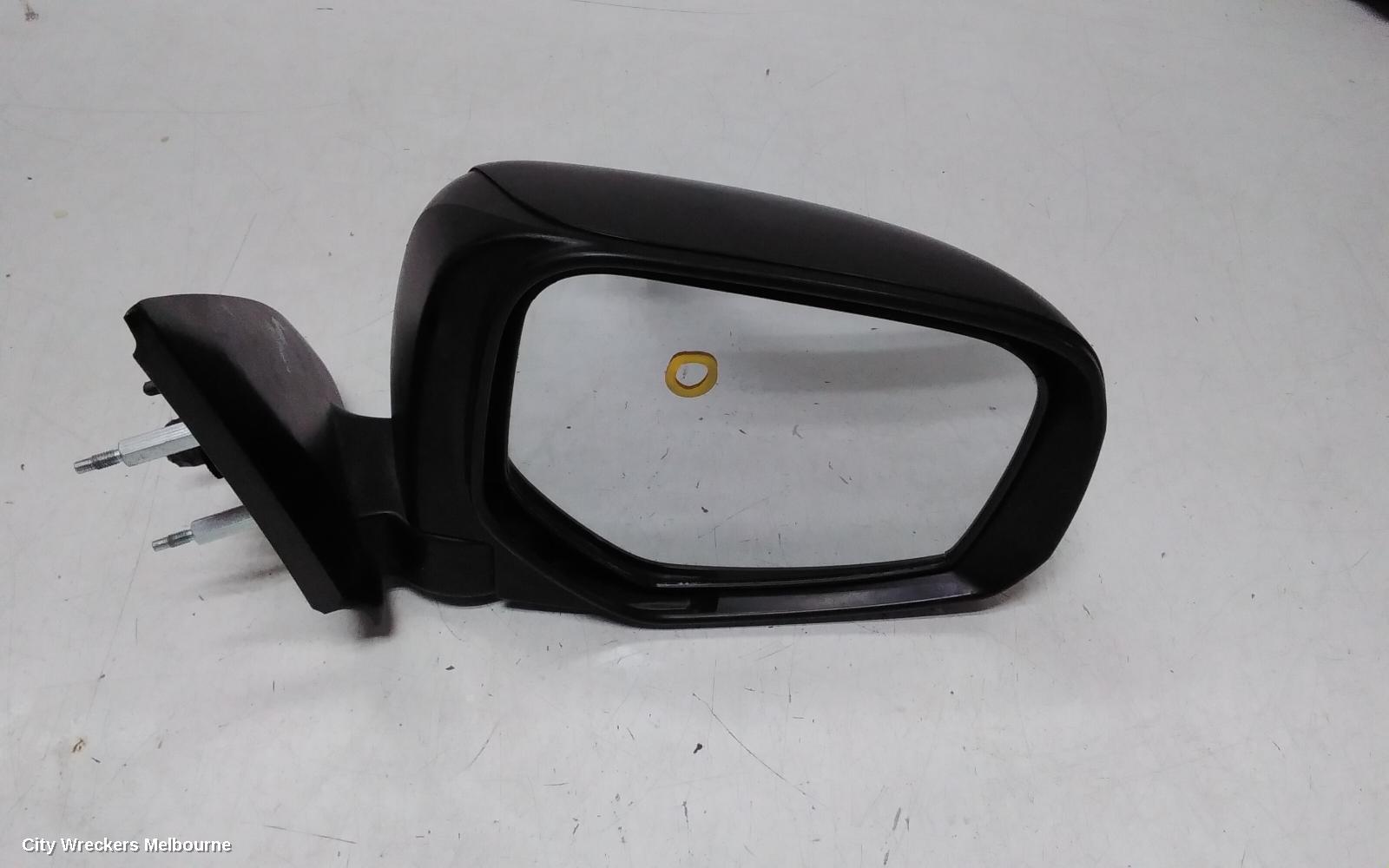 MITSUBISHI TRITON RIGHT DOOR MIRROR, MQ, GLX, BLACK, NON INDICATOR TYPE, 03/2015 - 10/2018 - Image 1