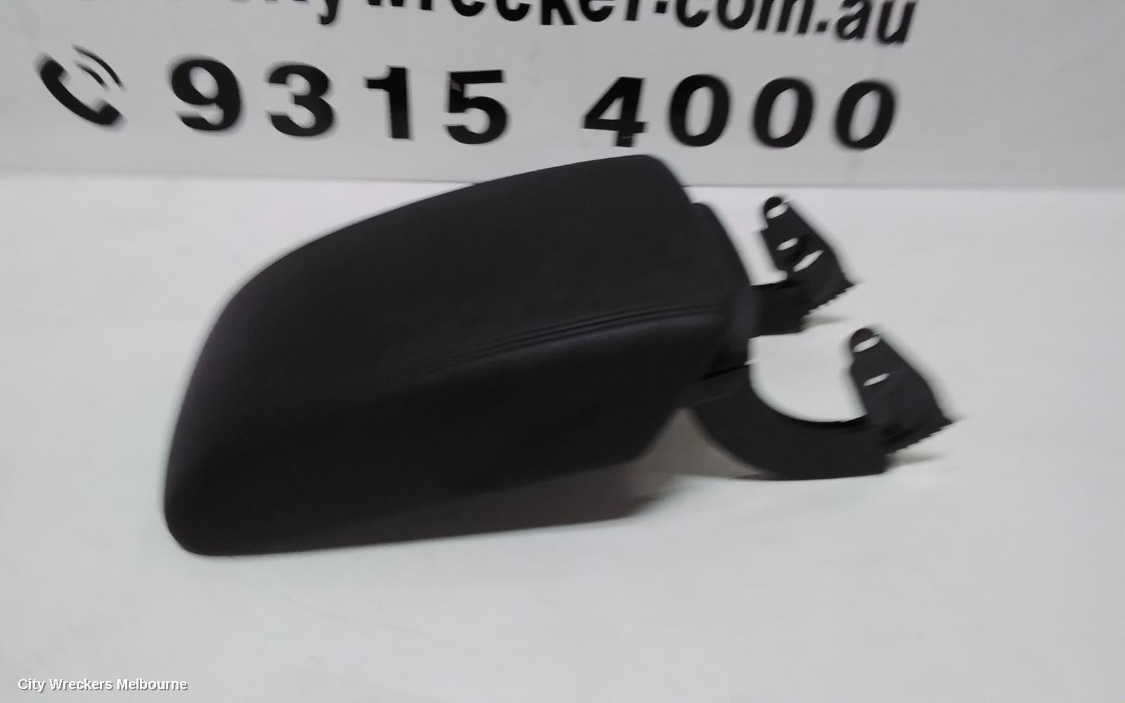 AUDI Q5 CONSOLE, 8R, 03/2009 - 01/2017 - Image 2