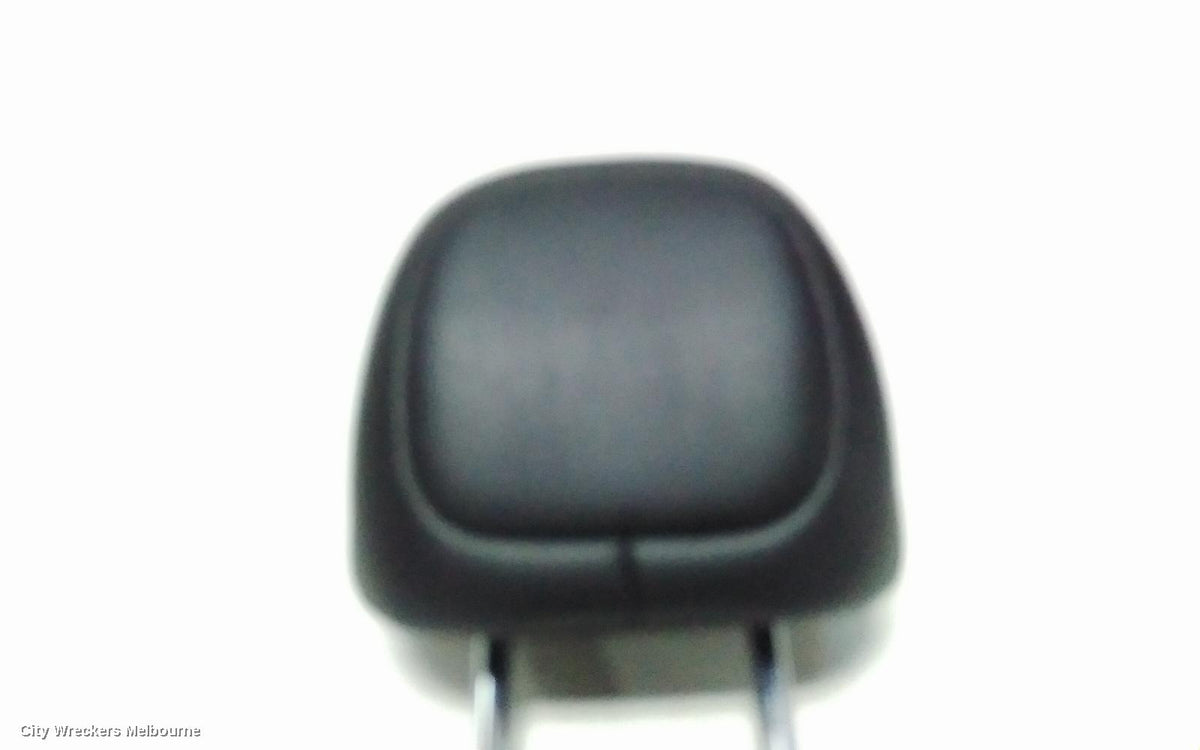 JEEP CHEROKEE HEADREST, KL, RH REAR, LEATHER, TRAILHAWK, 02/2014 - 11/2022 - Image 2