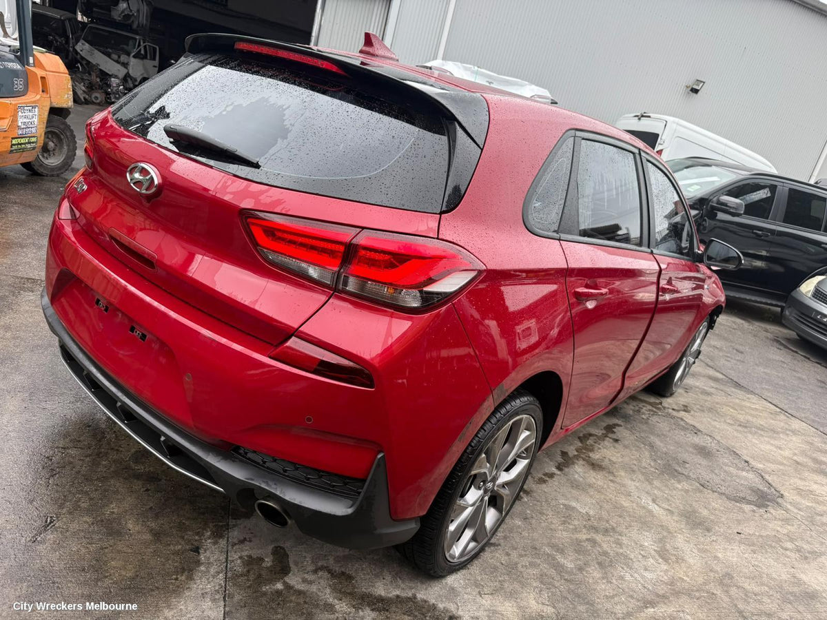 HYUNDAI I30 RIGHT DOOR MIRROR, PD, HATCH (S.KOREA VIN KMHH), W/ POWER FOLD, INDICATOR, NON BLIND SPOT TYPE, 03/2017 - 12/2023 - Image 1