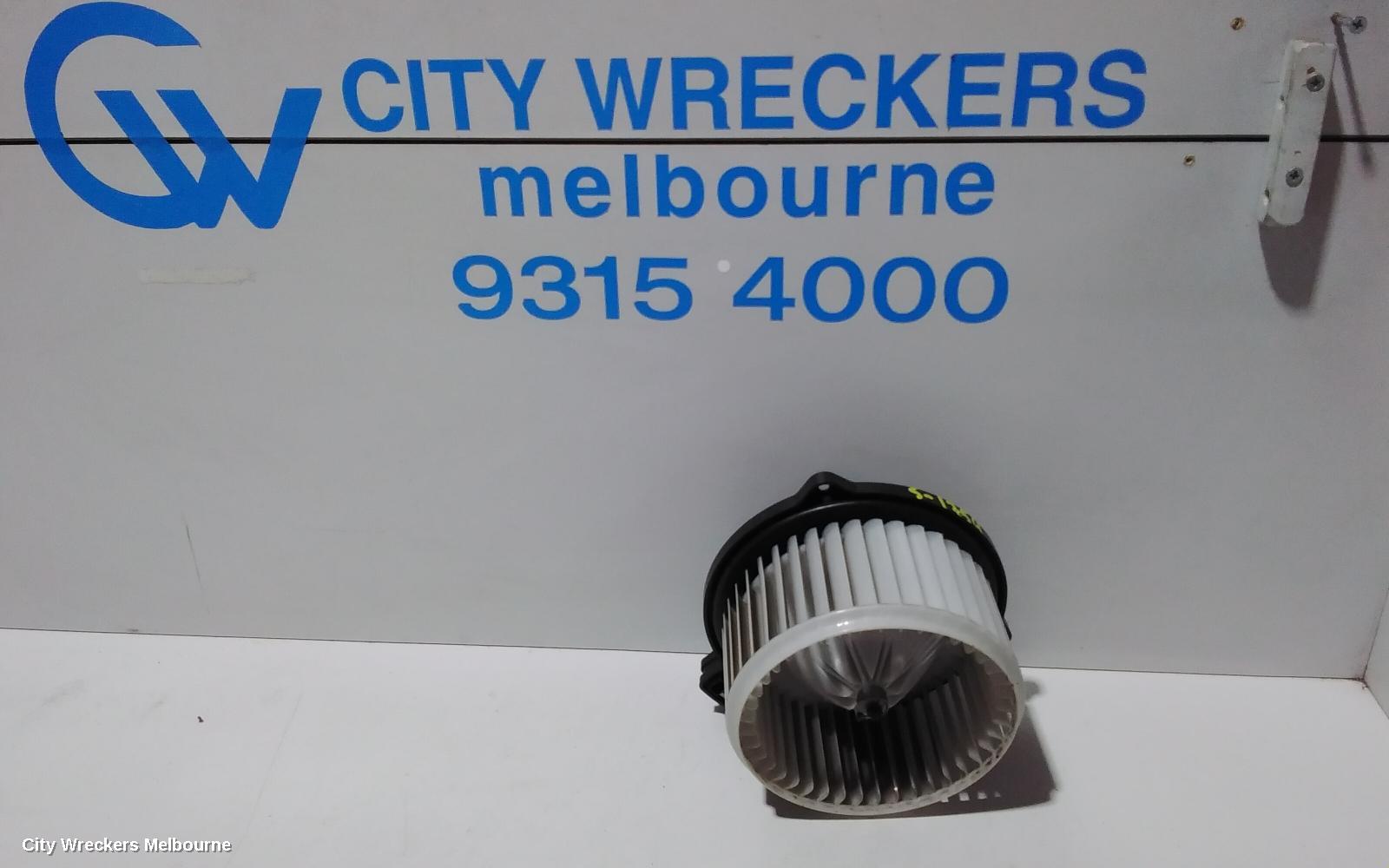 KIA CARNIVAL/GRAND CARNIVAL HEATER FAN MOTOR, FRONT, VQ, 01/2006 - 12/2014 - Image 1