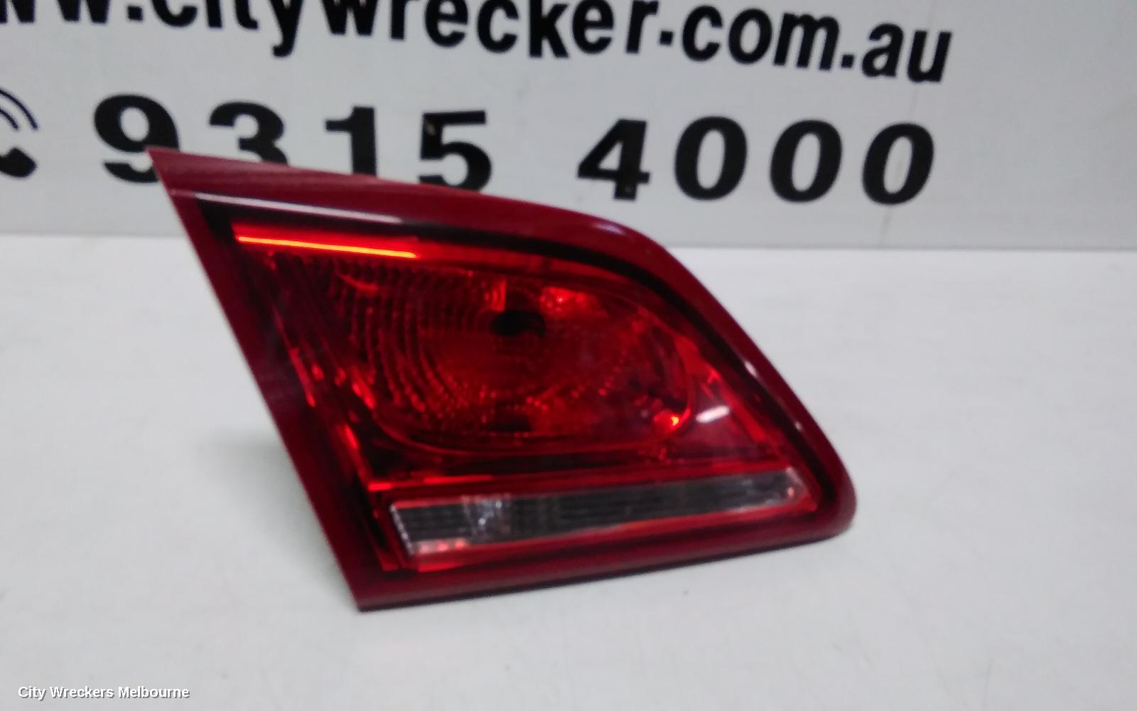 HOLDEN COMMODORE REAR GARNISH, BOOTLID LAMP (LH SIDE), VF, SEDAN, CLEAR TYPE, EVOKE/SV6/SS/INTERNATIONAL, 05/2013 - 12/2017 - Image 3