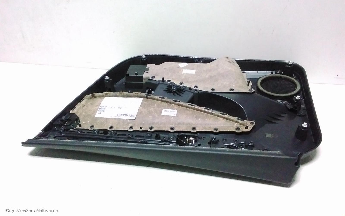 VOLKSWAGEN GOLF DOOR TRIM, LH FRONT, GEN 8, CLOTH, STANDARD, 09/2020 ONWARDS - Image 1