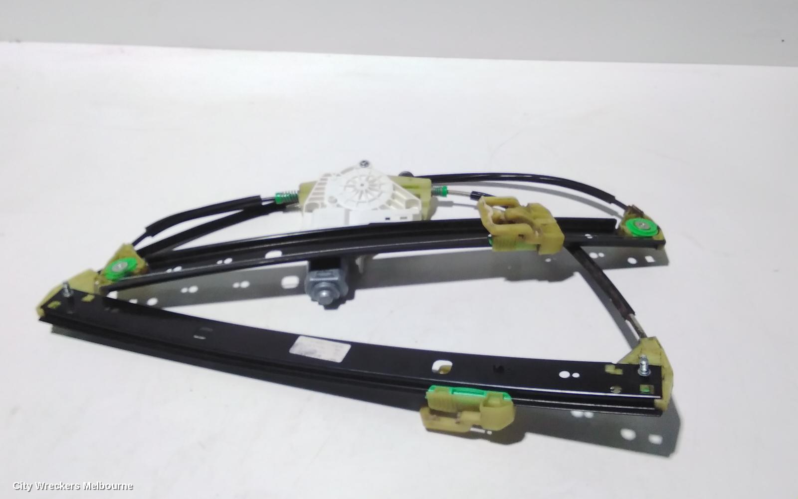AUDI Q7 LEFT REAR WND REG/MOTOR, 4L, 09/2006 - 08/2015 - Image 1