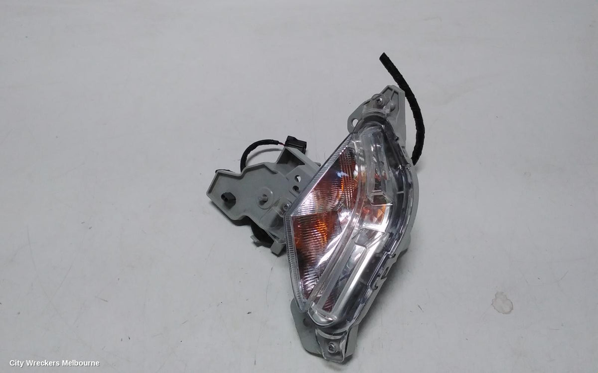 MAZDA CX3 RIGHT INDICATOR/FOG/SIDE, BUMPER FLASHER, DK, 03/2015 ONWARDS - Image 1