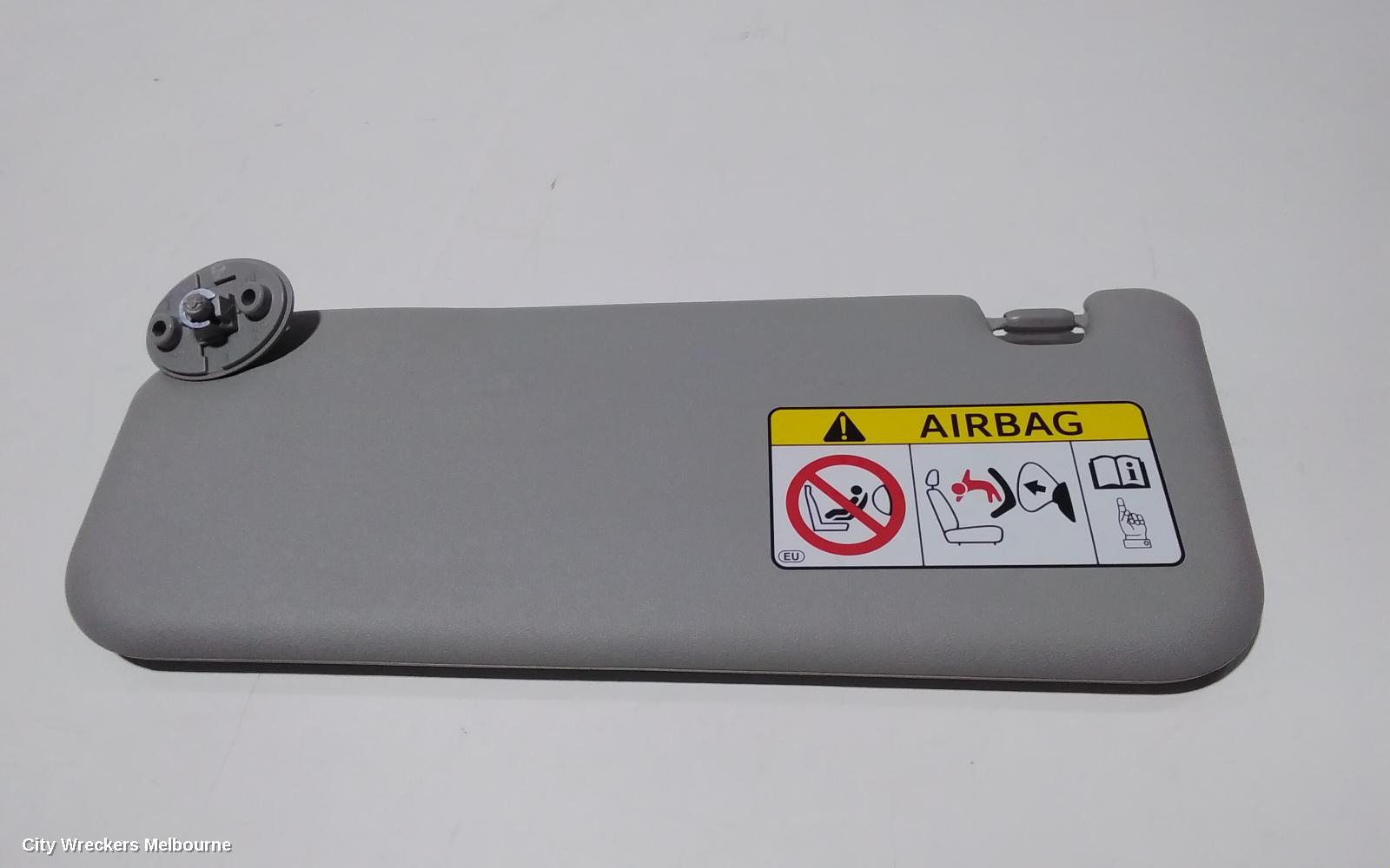 TOYOTA HILUX SUNVISOR, LH SIDE, 09/2015 ONWARDS - Image 2