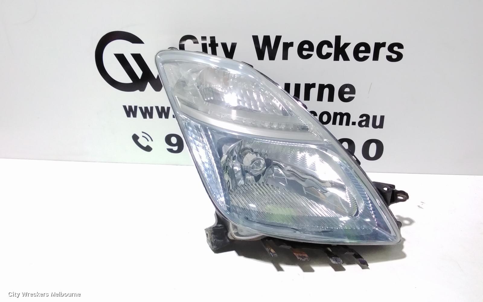 TOYOTA PRIUS RIGHT HEADLAMP, NHW20R, 11/2005 - 05/2009 - Image 3