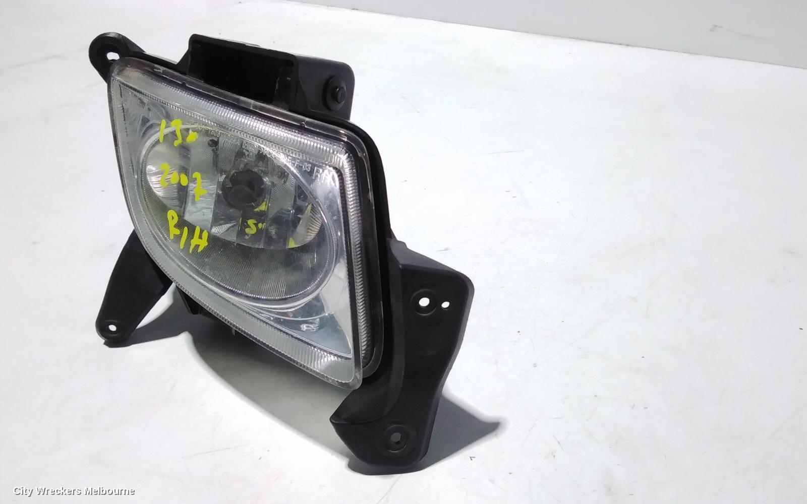HYUNDAI I30 RIGHT INDICATOR/FOG/SIDE, BUMPER FOGLAMP, FD, 09/2007 - 04/2012 - Image 2