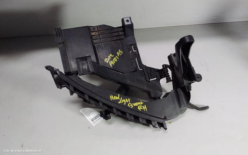 AUDI A5, 8T 10/2011 - 11/2016, HEAD LIGHT BRAKET LEFT: 59570 - Image 1