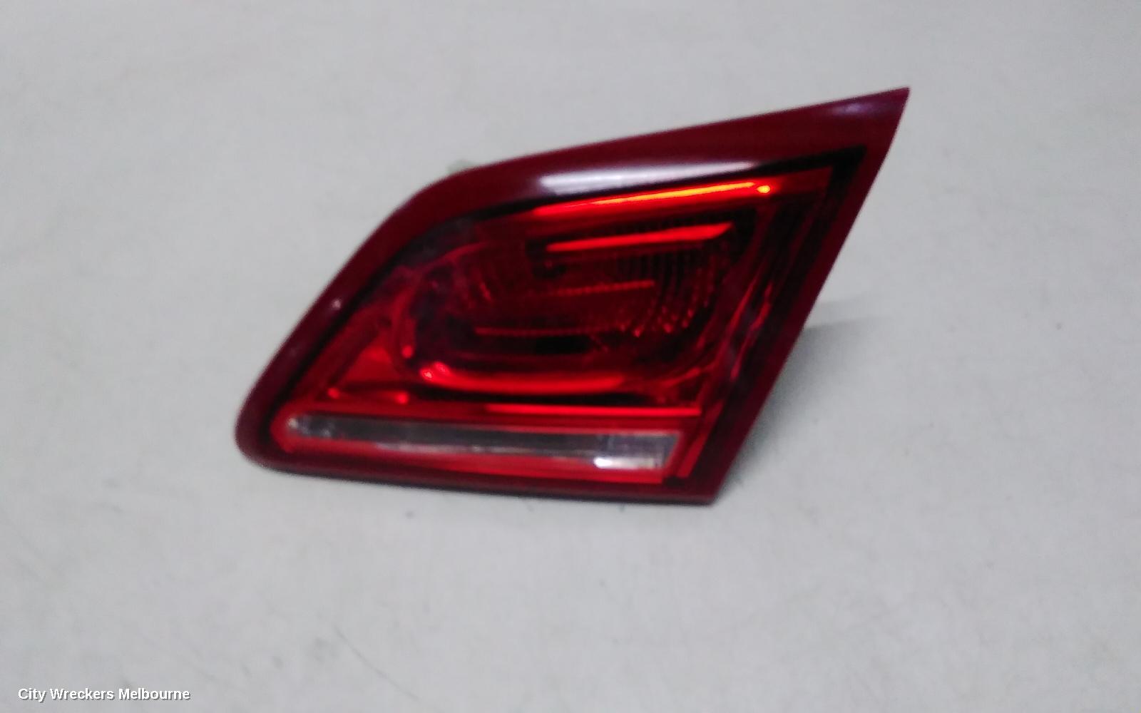 HOLDEN COMMODORE REAR GARNISH, BOOTLID LAMP (RH SIDE), VF, SEDAN, CLEAR TYPE, EVOKE/SV6/SS/INTERNATIONAL, 05/2013 - 12/2017 - Image 1